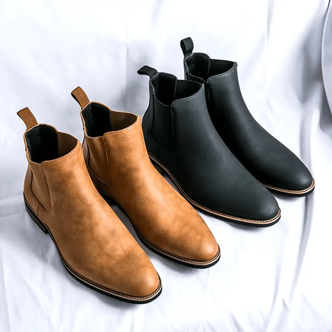 Lawrence Mens' Leather Streamlined Chelsea Boots