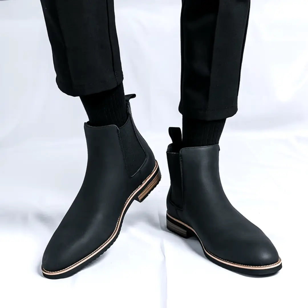 Lawrence Mens' Leather Streamlined Chelsea Boots