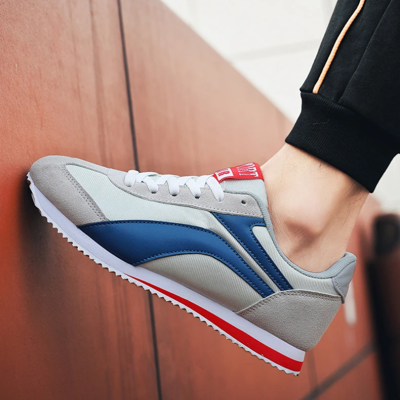 Men's Retro Stride Sneakers