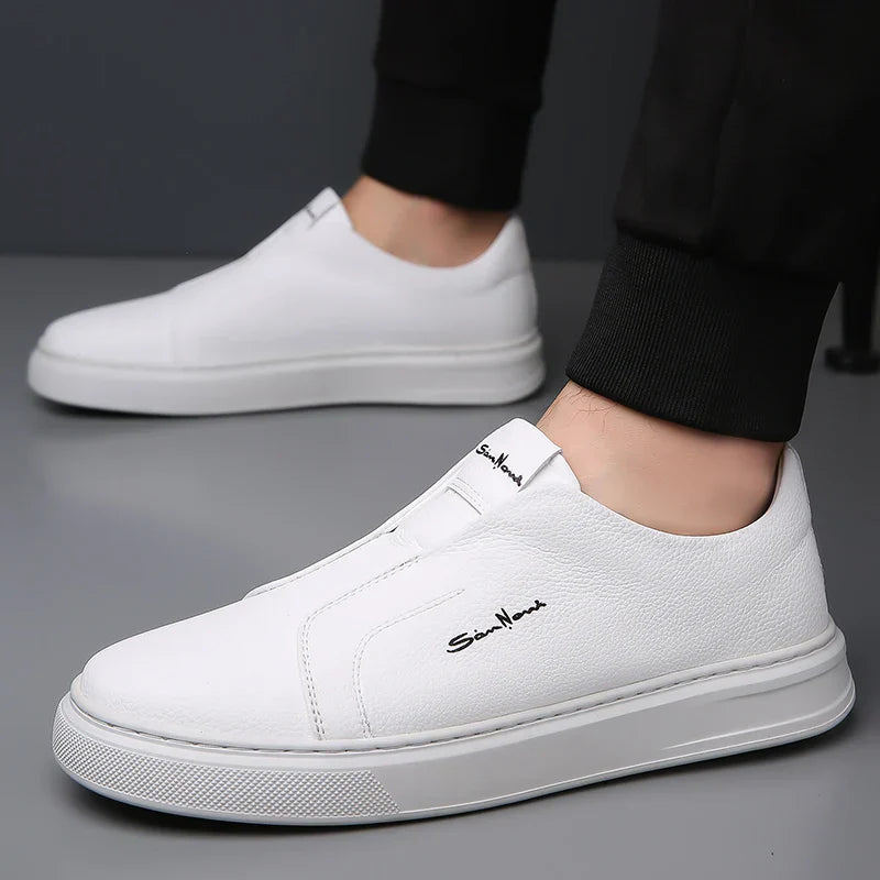 Convey Men's Classic Leather Sneakers