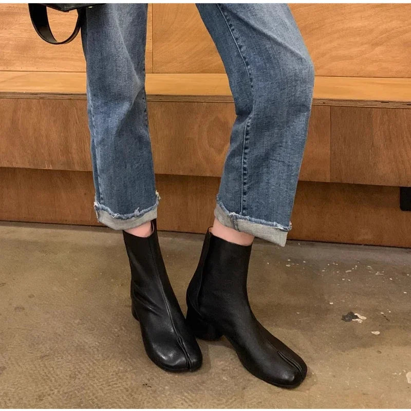 Women's Split-Toe Tabi Ankle Boots