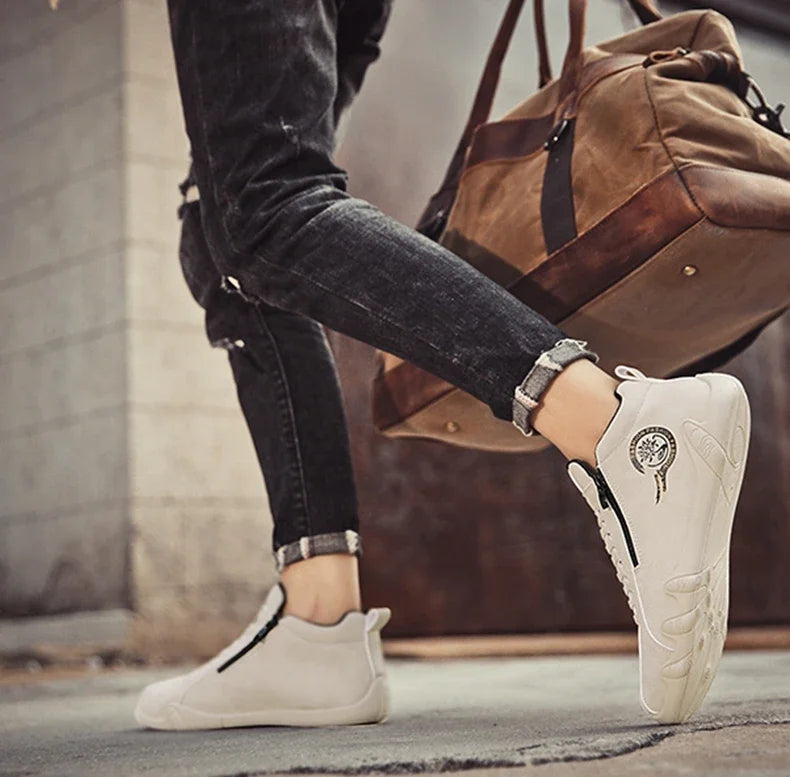 Downtown Classic Leather Sneakers