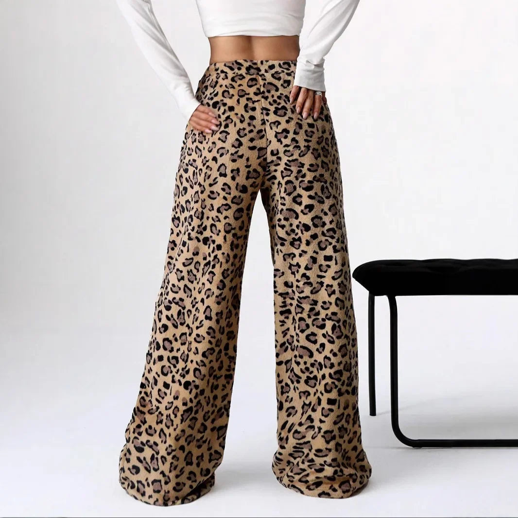 Madaline Women's Leopard Velvet Pants